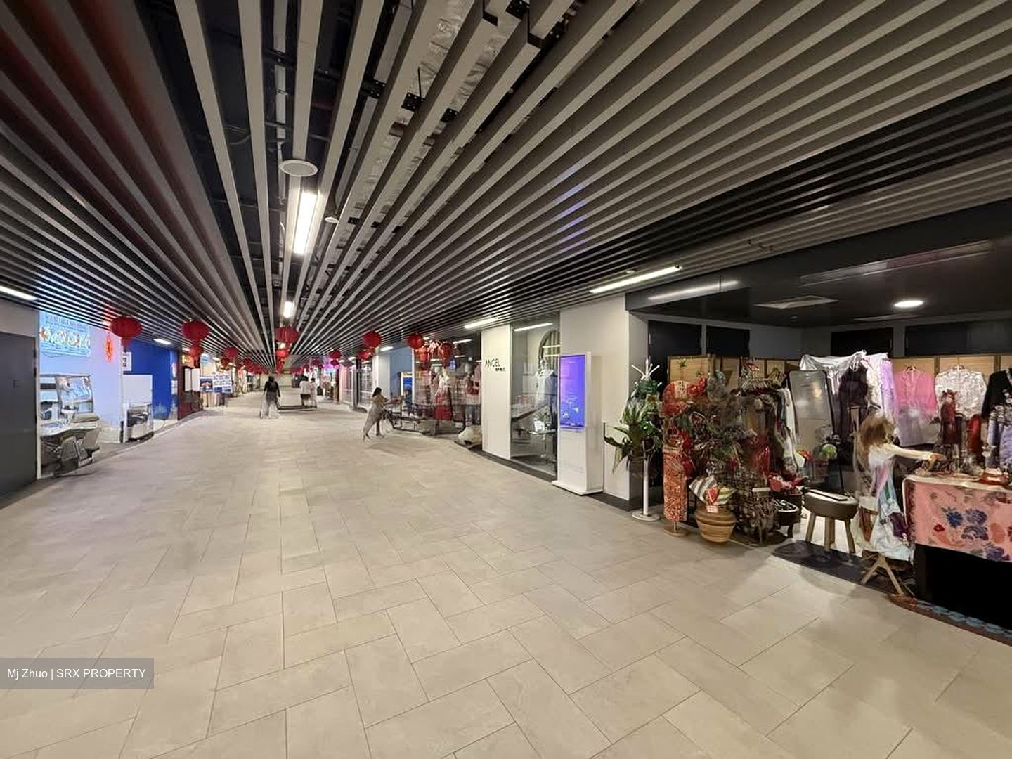 Club Street (D1), Retail #539947781